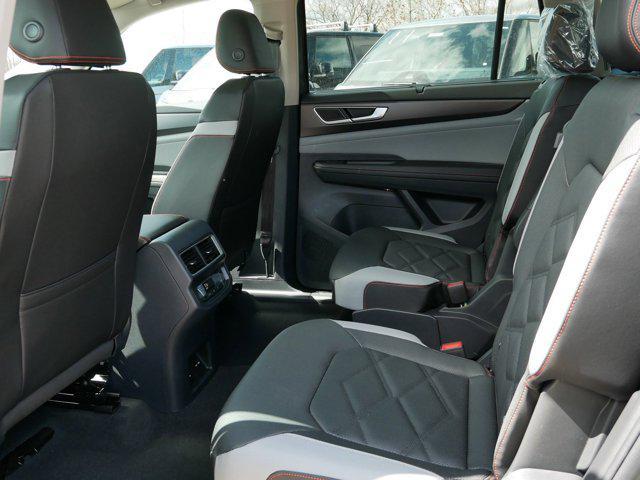 new 2025 Volkswagen Atlas car, priced at $46,614