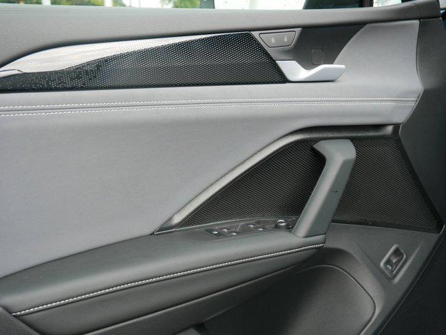 new 2025 Volkswagen Tiguan car, priced at $38,304