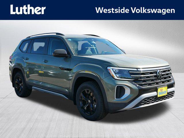 new 2025 Volkswagen Atlas car, priced at $45,681