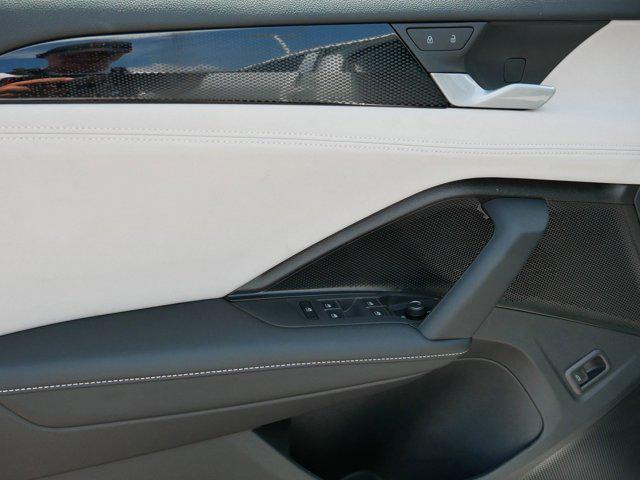 new 2025 Volkswagen Tiguan car, priced at $35,014