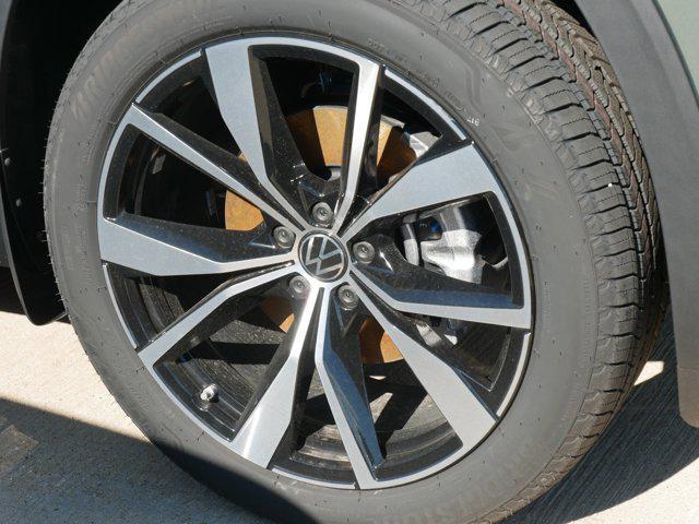 new 2026 Volkswagen Atlas car, priced at $56,845