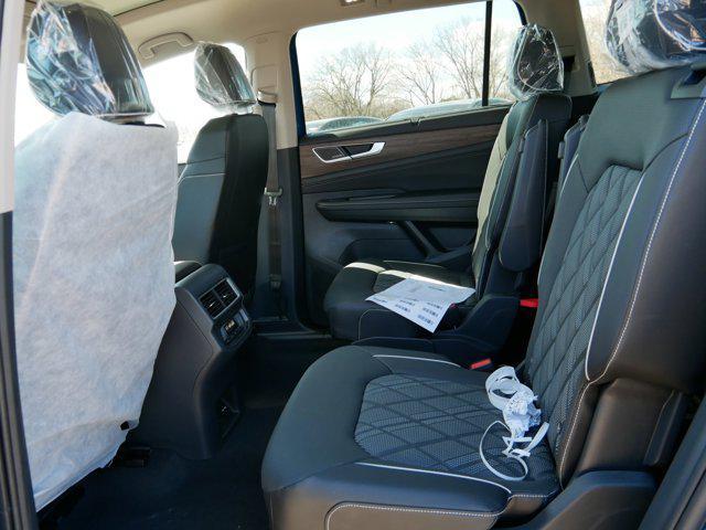 new 2025 Volkswagen Atlas car, priced at $53,731