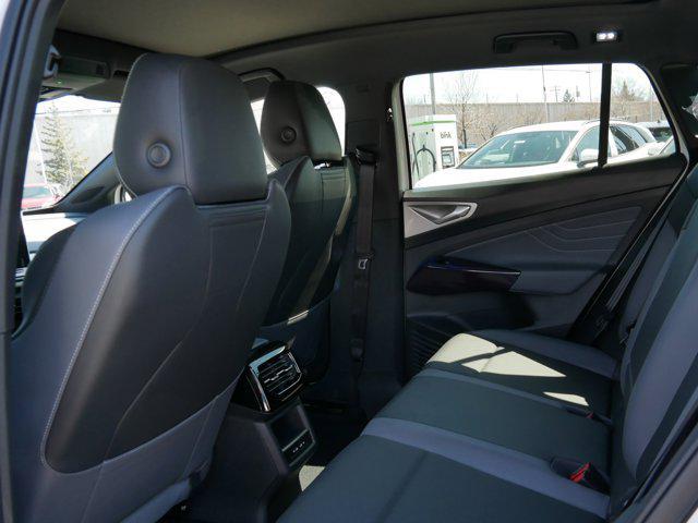 new 2025 Volkswagen ID.4 car, priced at $49,121