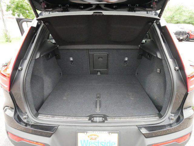 used 2023 Volvo XC40 car, priced at $35,975