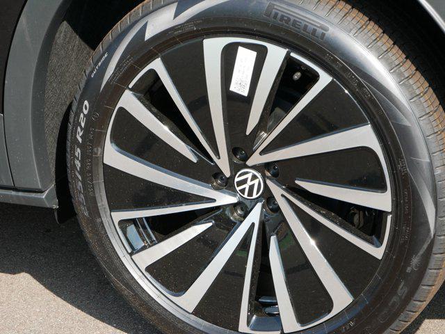 new 2025 Volkswagen ID.4 car, priced at $44,495