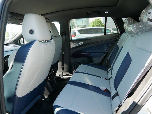 new 2025 Volkswagen ID.4 car, priced at $50,338