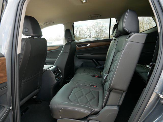 new 2025 Volkswagen Atlas car, priced at $41,630