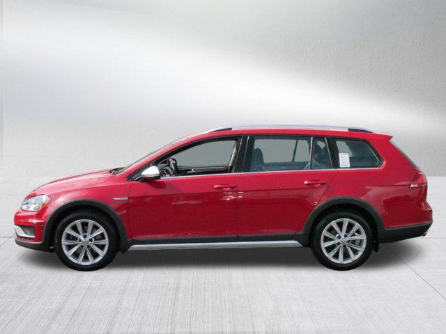 used 2017 Volkswagen Golf Alltrack car, priced at $20,249