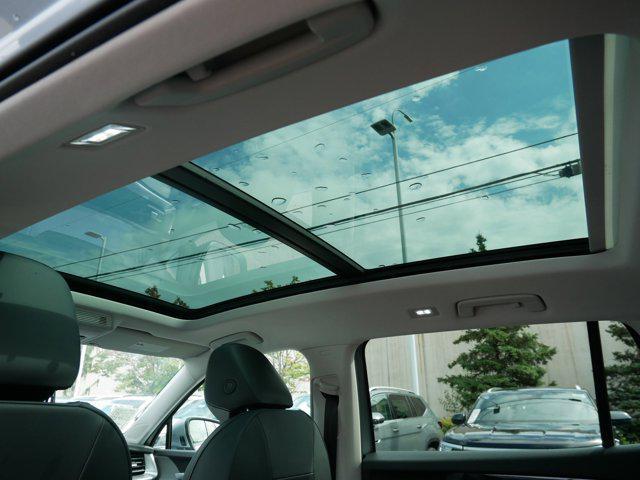 new 2025 Volkswagen Tiguan car, priced at $35,774