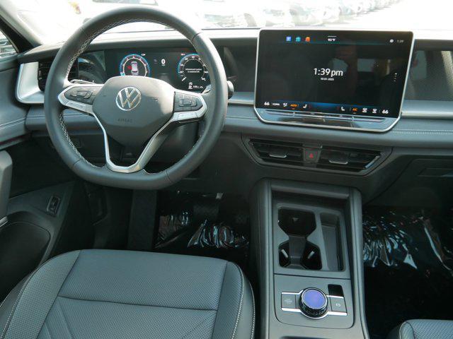 new 2025 Volkswagen Tiguan car, priced at $35,519