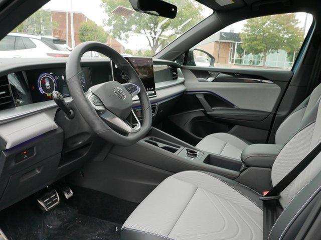new 2025 Volkswagen Tiguan car, priced at $38,843