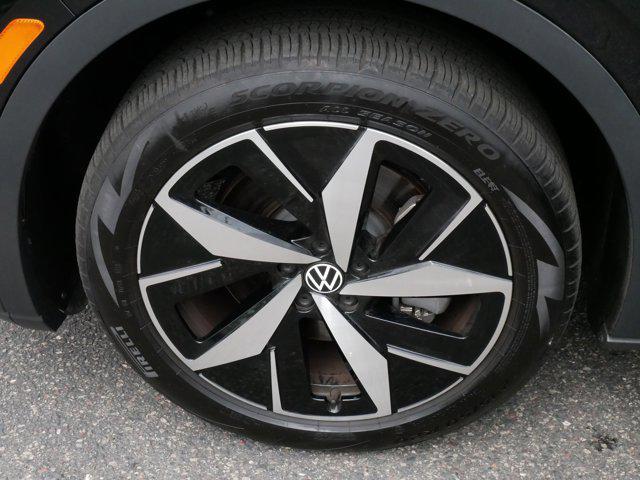 used 2023 Volkswagen ID.4 car, priced at $30,975