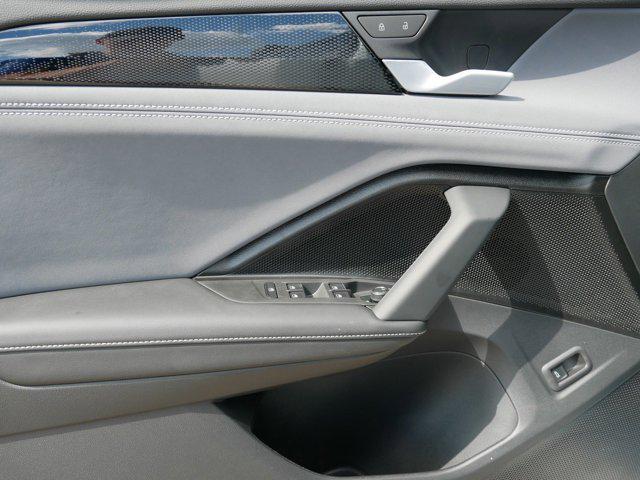 new 2025 Volkswagen Tiguan car, priced at $39,387