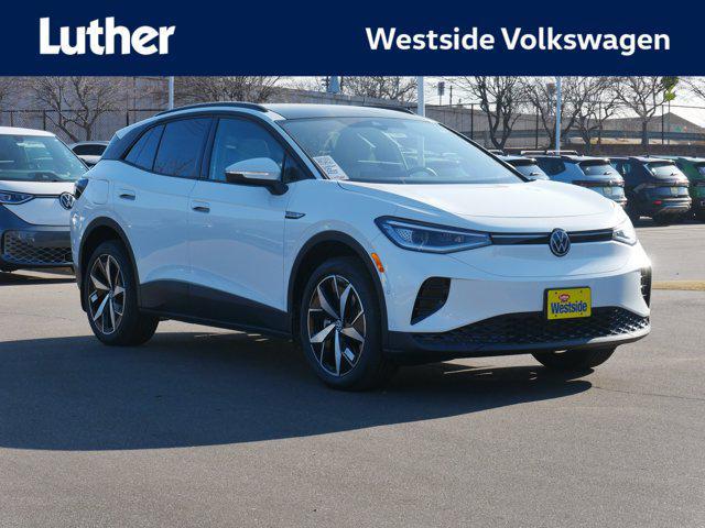 new 2025 Volkswagen ID.4 car, priced at $52,420