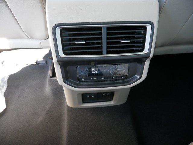 new 2025 Volkswagen Atlas car, priced at $51,149