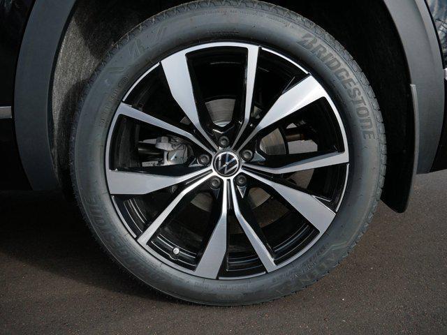 new 2025 Volkswagen Atlas car, priced at $53,794