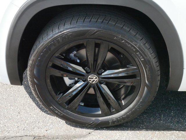 used 2023 Volkswagen Atlas Cross Sport car, priced at $32,975