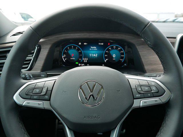 new 2025 Volkswagen Atlas car, priced at $52,759