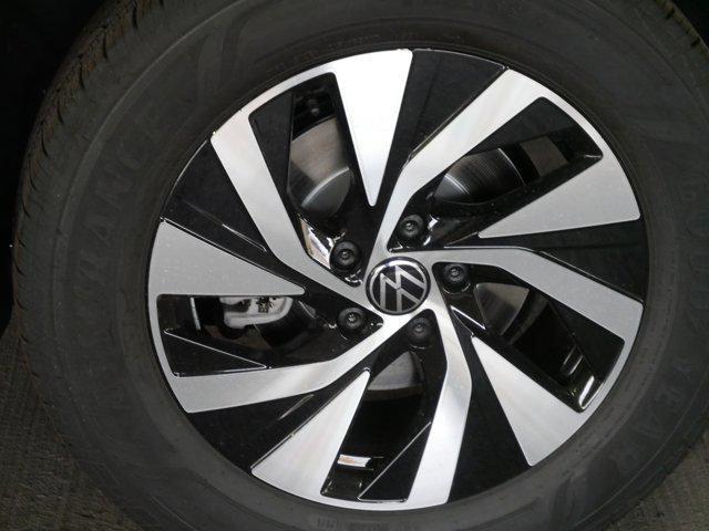 new 2025 Volkswagen Tiguan car, priced at $31,869