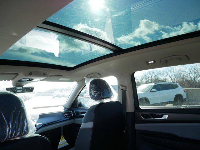 new 2025 Volkswagen Atlas car, priced at $48,507