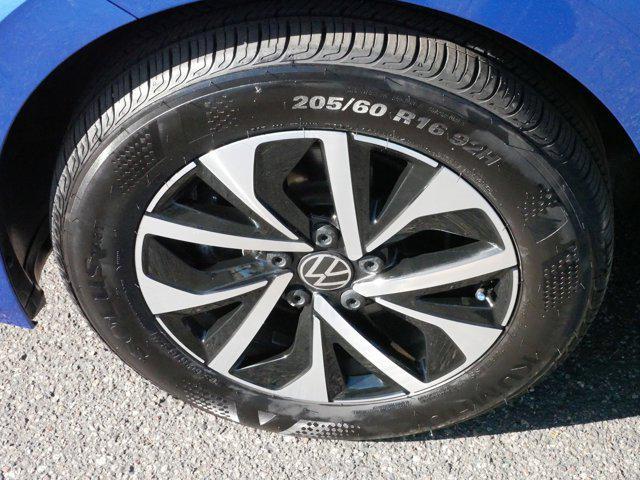 used 2024 Volkswagen Jetta car, priced at $20,975