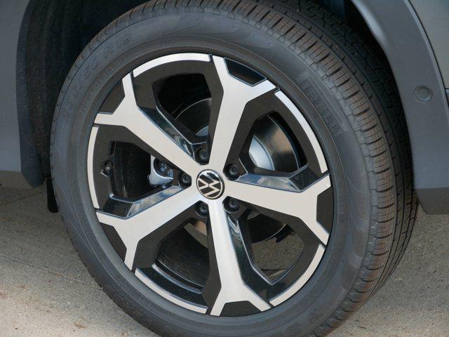 new 2025 Volkswagen Tiguan car, priced at $35,764