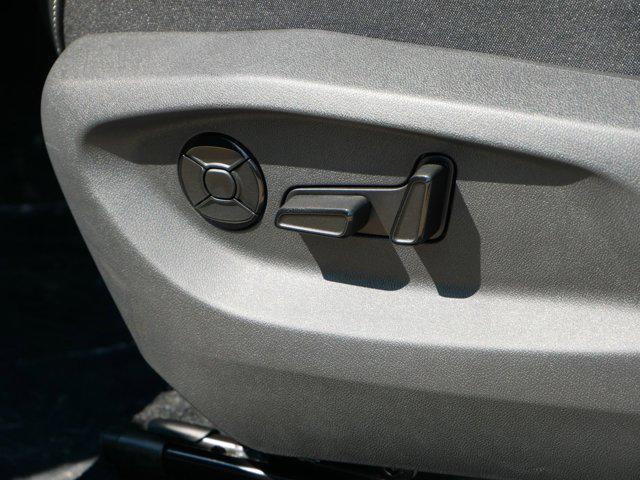 new 2025 Volkswagen Tiguan car, priced at $35,564