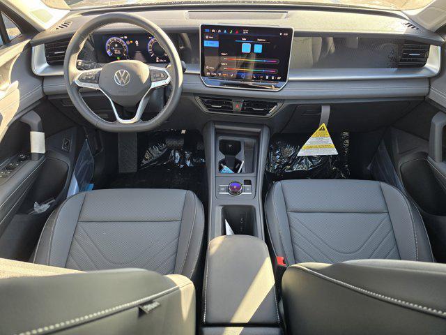 new 2025 Volkswagen Tiguan car, priced at $35,014