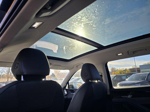 new 2025 Volkswagen Tiguan car, priced at $35,014