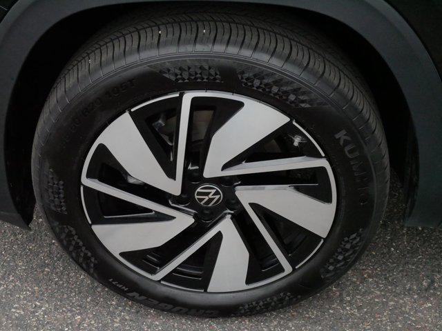 used 2024 Volkswagen Atlas car, priced at $38,475