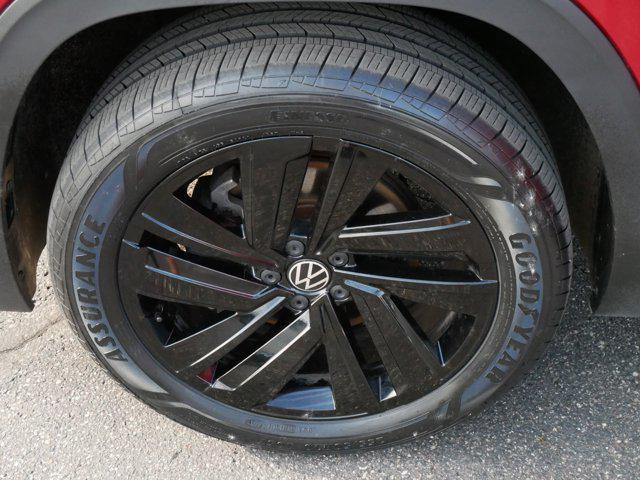 used 2022 Volkswagen Atlas Cross Sport car, priced at $29,975
