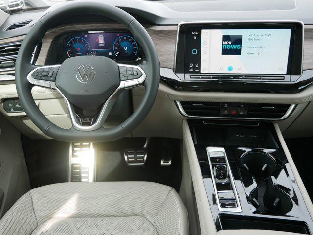 new 2025 Volkswagen Atlas car, priced at $41,620