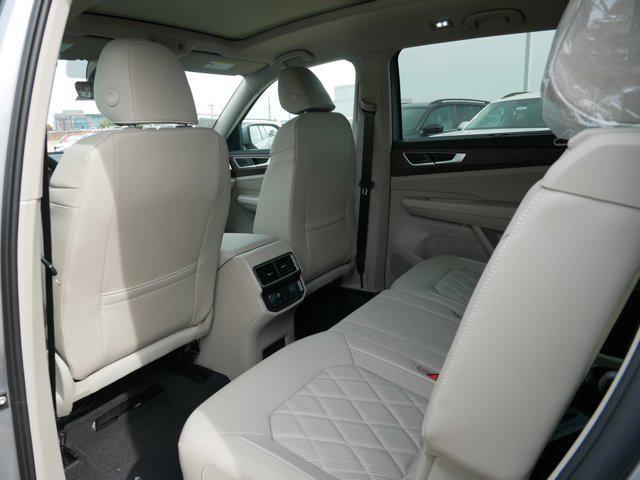 new 2025 Volkswagen Atlas car, priced at $41,620