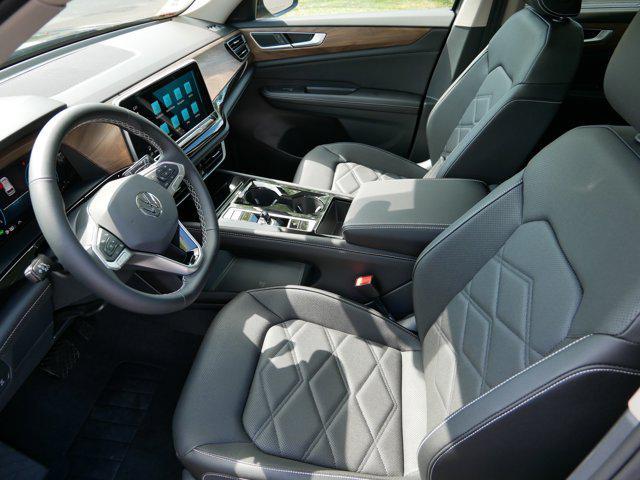 new 2025 Volkswagen Atlas car, priced at $42,318