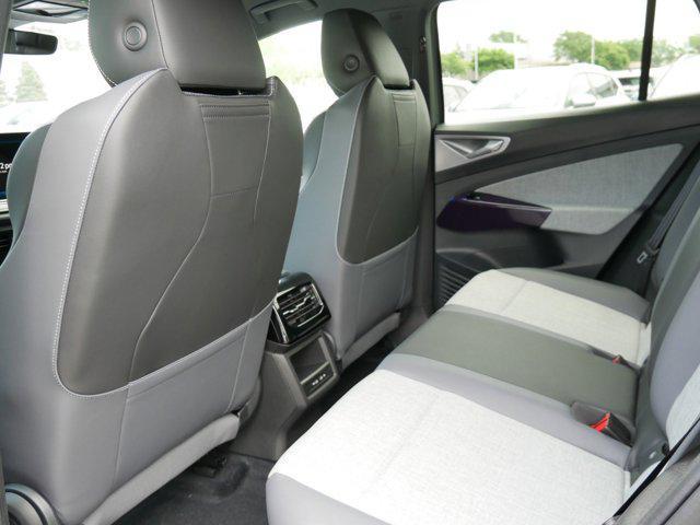 new 2025 Volkswagen ID.4 car, priced at $43,495