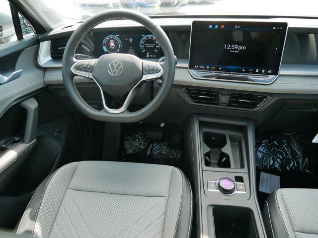 new 2025 Volkswagen Tiguan car, priced at $35,438