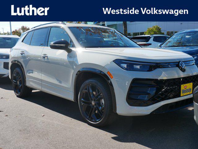 new 2025 Volkswagen Tiguan car, priced at $37,909