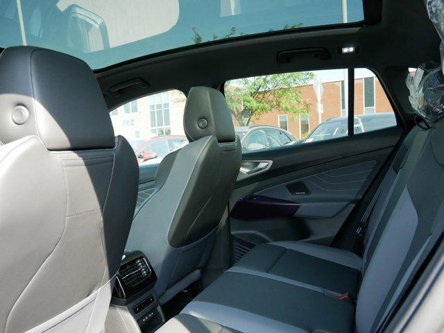 new 2025 Volkswagen ID.4 car, priced at $52,528