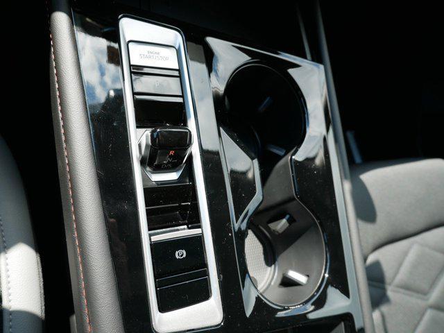new 2025 Volkswagen Atlas car, priced at $44,077