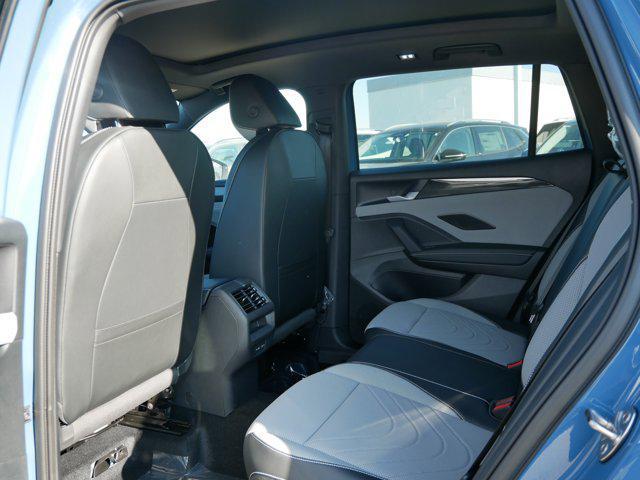 new 2025 Volkswagen Tiguan car, priced at $38,070