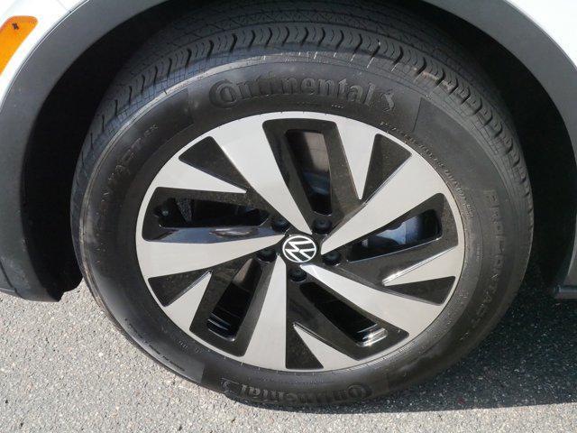 used 2023 Volkswagen ID.4 car, priced at $26,975