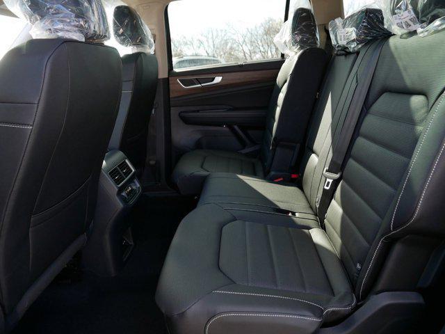 new 2025 Volkswagen Atlas car, priced at $47,194