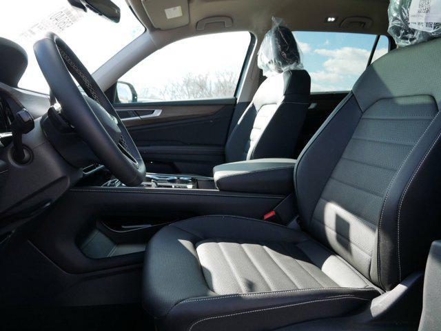 new 2025 Volkswagen Atlas car, priced at $47,194