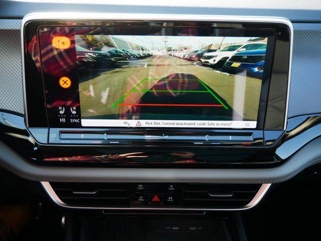 new 2025 Volkswagen Atlas car, priced at $46,674
