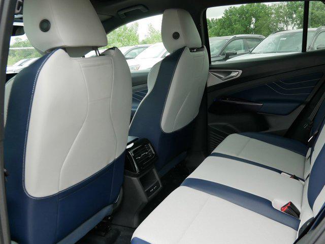 new 2025 Volkswagen ID.4 car, priced at $48,516