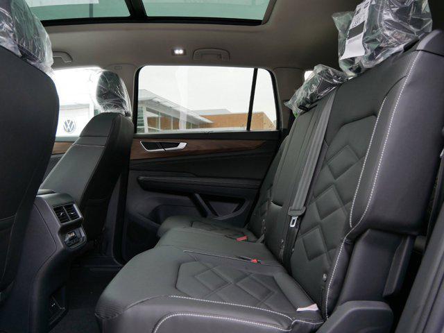 new 2025 Volkswagen Atlas car, priced at $46,083