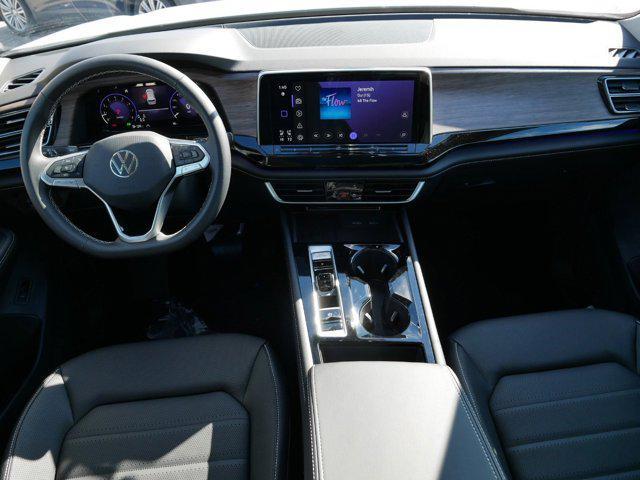 new 2025 Volkswagen Atlas car, priced at $48,001