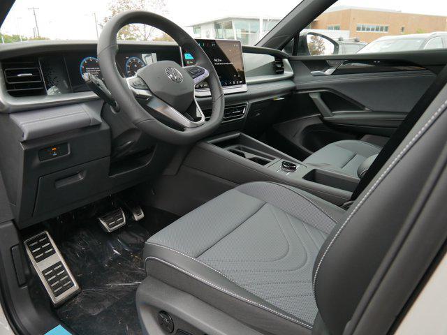 new 2025 Volkswagen Tiguan car, priced at $38,804