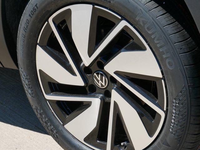 new 2025 Volkswagen Atlas car, priced at $46,404