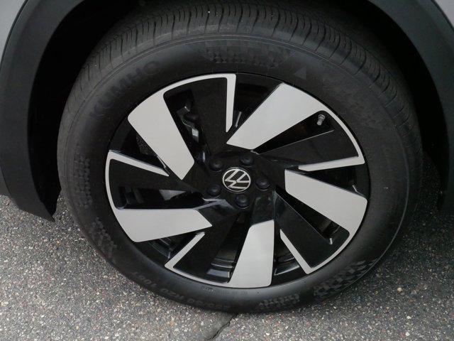 used 2024 Volkswagen Atlas Cross Sport car, priced at $37,975